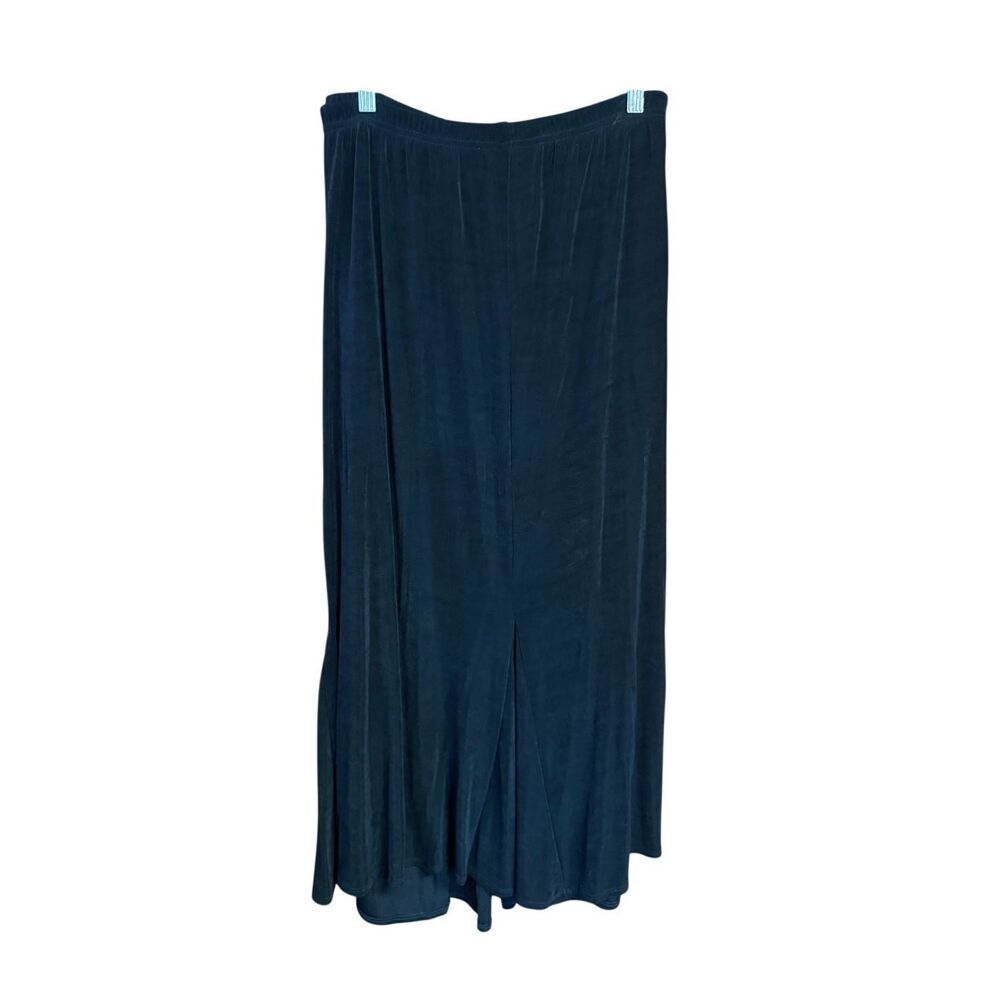 CM Shapes long Black Skirt Sz 4X NWT